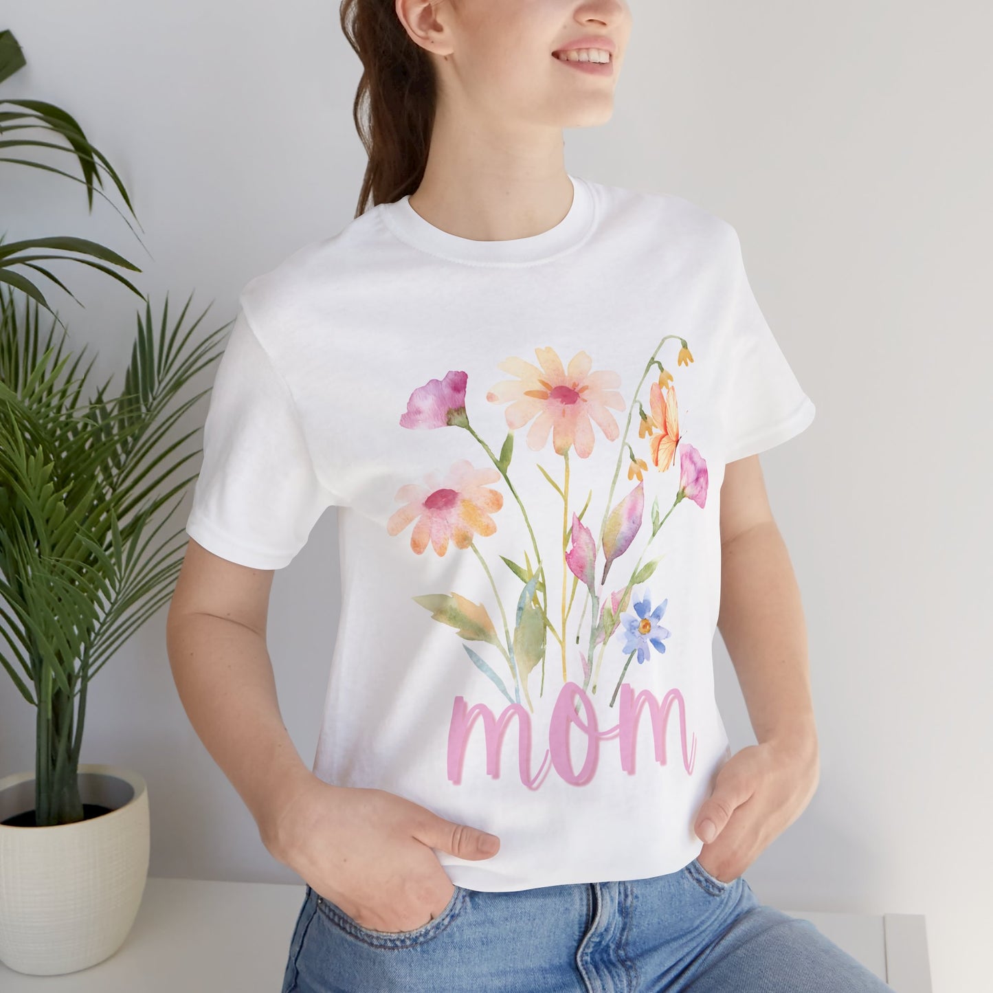 Floral Mom Tee, Perfect Gift for Mothers, Casual Everyday Style, Birthday, Mother's Day, Family Gatherings, Floral Shirt